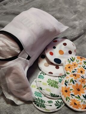 New Reusable And Disposable Nursing Pads - Floral & Polka Dot Set